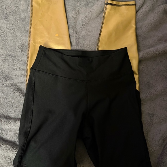 Two pairs of women's BEBE sport workout pants - Picture 4 of 12